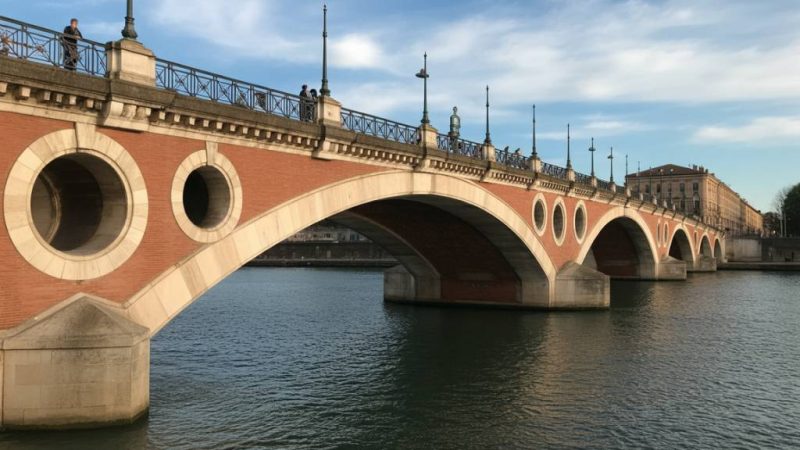 Passerelle anita conti toulouse : balade urbaine surplombant la Garonne